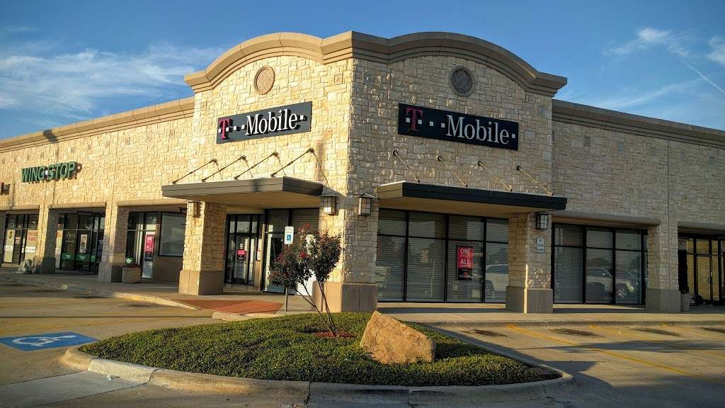 T-Mobile | 4009 Old Denton Rd Unit 104, Carrollton, TX 75010, USA | Phone: (972) 394-4642