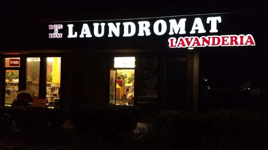 Laundromat of Rialto | 945 W Foothill Blvd, Rialto, CA 92376, USA