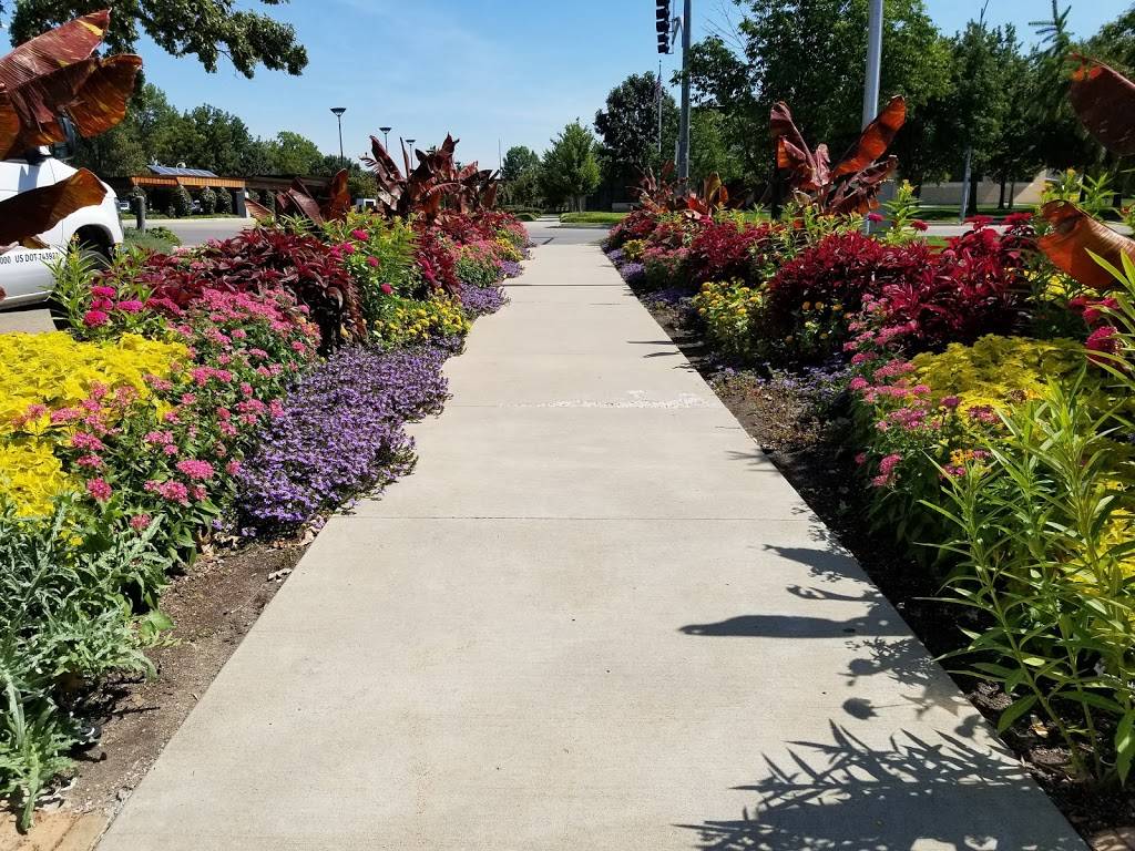 The Ewing and Muriel Kauffman Memorial Garden | 4800 Rockhill Rd, Kansas City, MO 64110, USA | Phone: (816) 932-1200