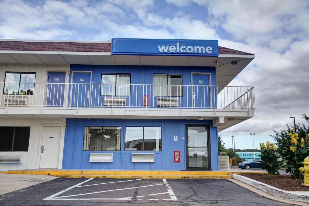 Motel 6 Elkton MD | 223 Belle Hill Rd, Elkton, MD 21921, USA | Phone: (410) 392-5020