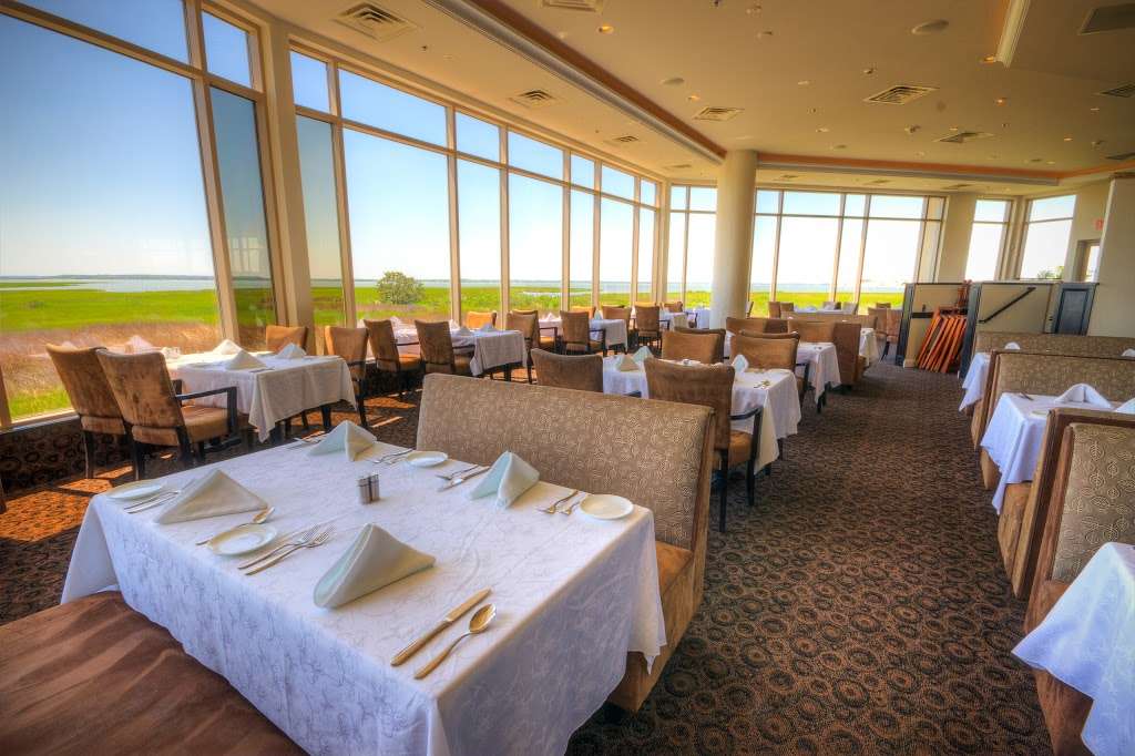 Hobbit Restaurant (*CLOSED FOR SEASON until April 8th 2020*) | 121 81st St #101, Ocean City, MD 21842, USA | Phone: (410) 524-8100