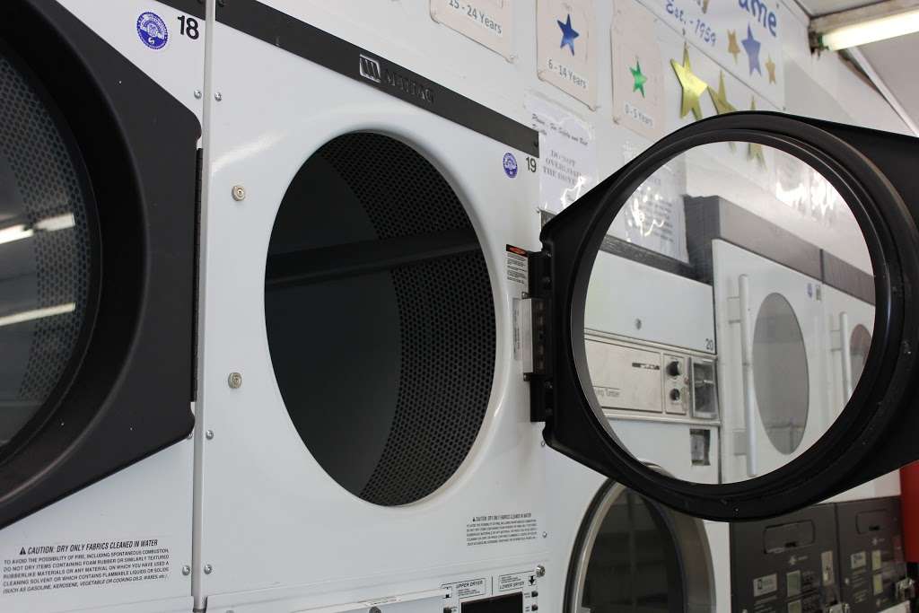 Weldons Berlin Laundromat | 43 S White Horse Pike, Berlin, NJ 08009, USA | Phone: (856) 516-4742