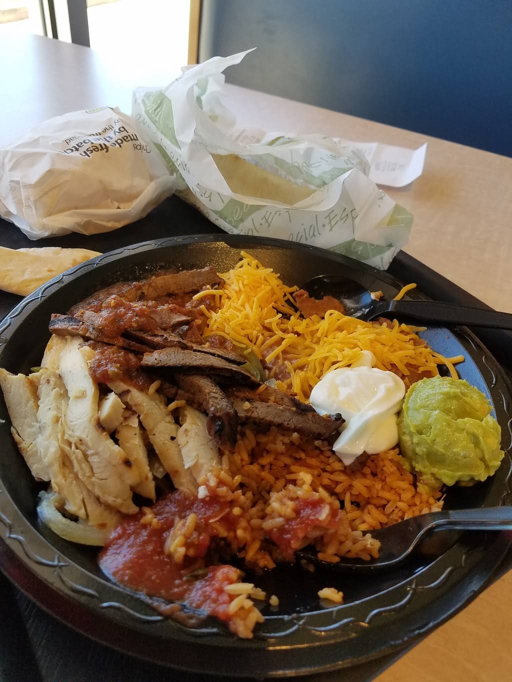 Taco Bueno | 850 W Buckingham Rd, Garland, TX 75040, USA | Phone: (214) 703-3660