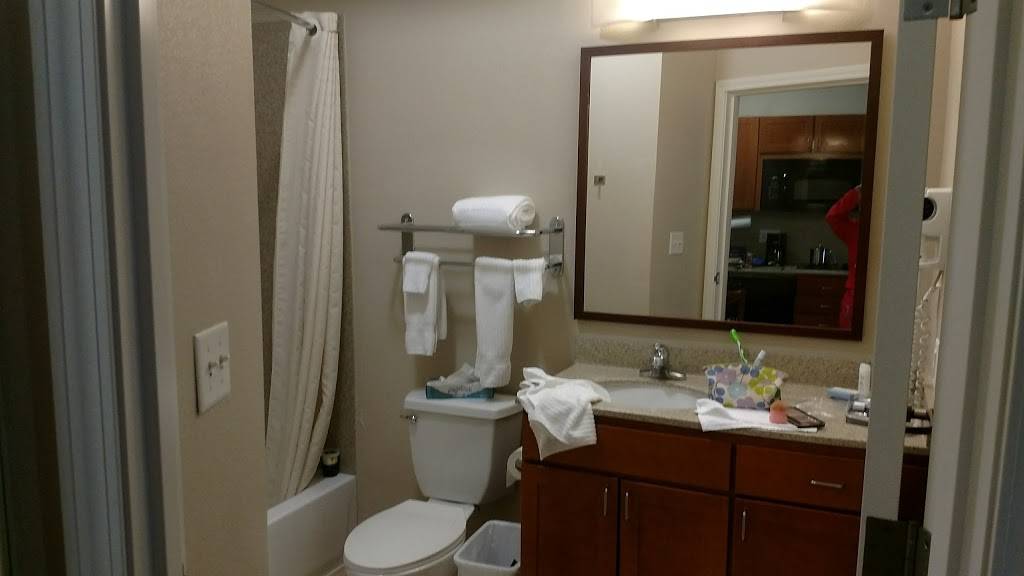 Candlewood Suites DFW South | 4200 Reggis Ct, Fort Worth, TX 76155, USA | Phone: (817) 868-1900