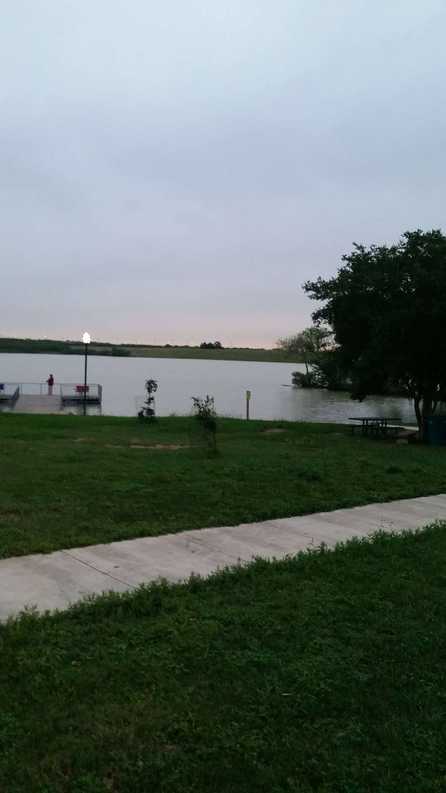 Live Oak Park Lake Entrance | 7860-7898 Lazy Forest Dr, Live Oak, TX 78233, USA