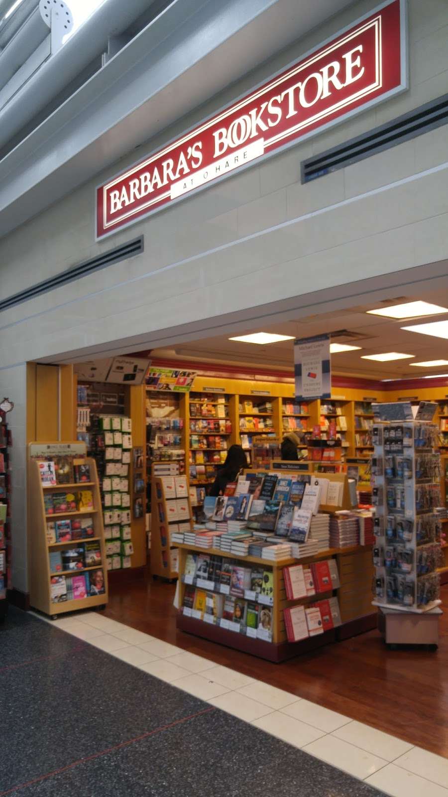 Barbaras Bookstore B Concouse | 29-99 Upper Level T1 St, Chicago, IL 60666