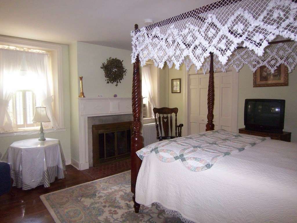 Tattersall Inn Bed & Breakfast | 37 River Rd, Point Pleasant, PA 18950, USA | Phone: (215) 297-8233
