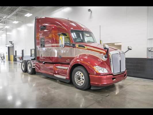 Semi-Truck Inventory | 11350 NW 81 St, Kansas City, MO 64152, USA | Phone: (816) 517-3333