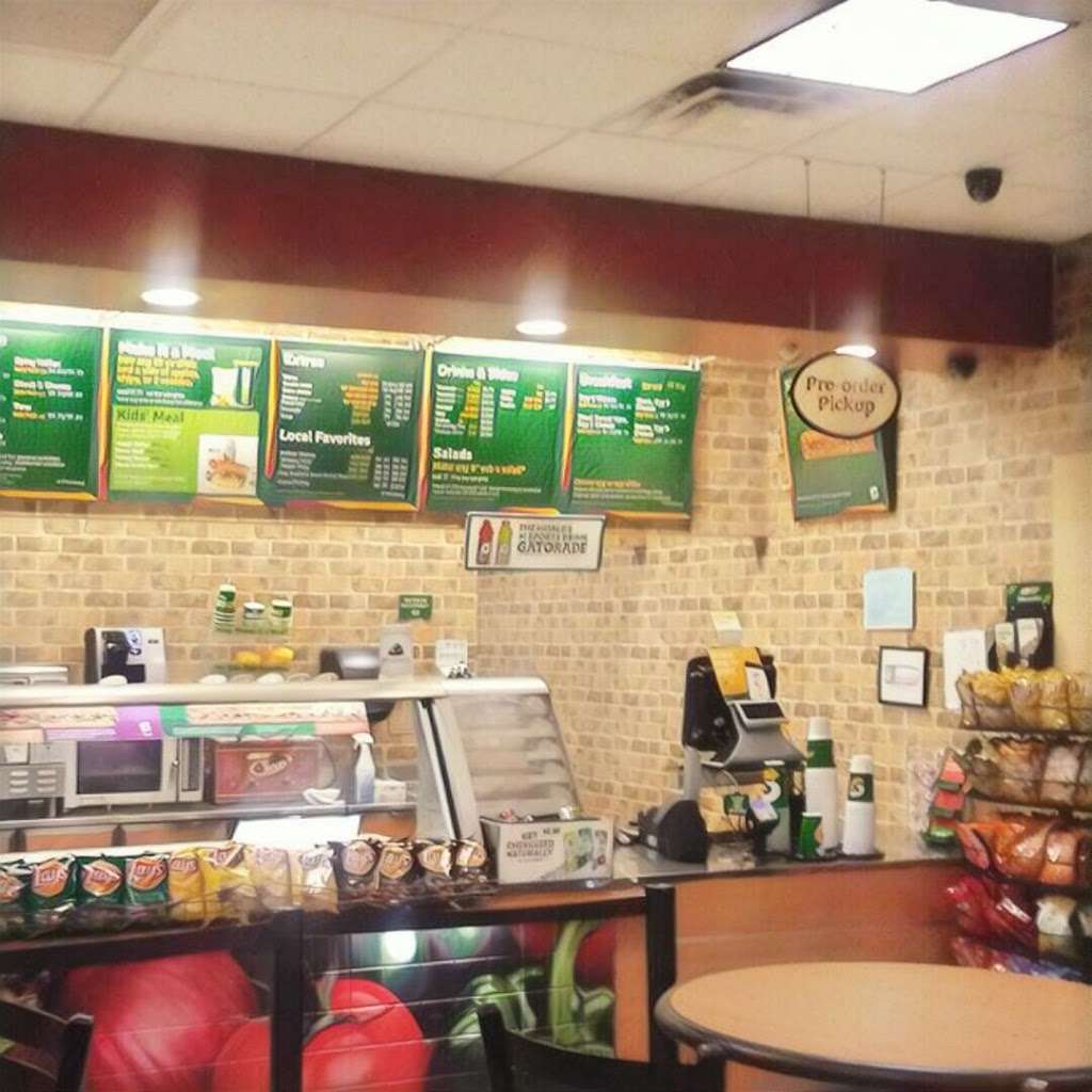 Subway | 8440 Abrams Rd, Dallas, TX 75243, USA | Phone: (214) 503-0568