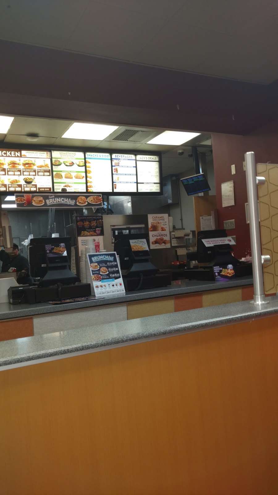 Jack in the Box | 6239 Santa Teresa Blvd, San Jose, CA 95119, USA | Phone: (408) 225-5417