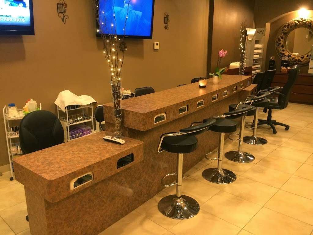 Embellish Nails & Spa | 144 S Fairmont Blvd, Anaheim, CA 92808, USA | Phone: (714) 283-2700