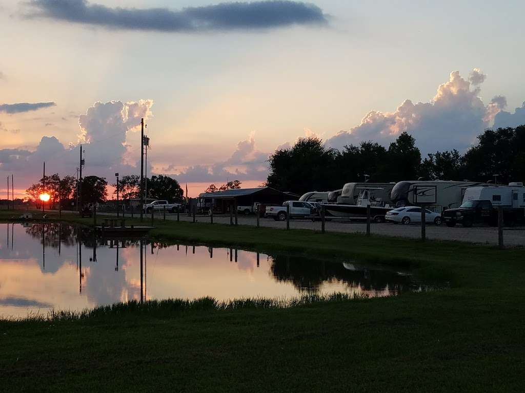 Strong Tower RV Park | 926 County Rd 340, Angleton, TX 77515, USA | Phone: (979) 900-8232