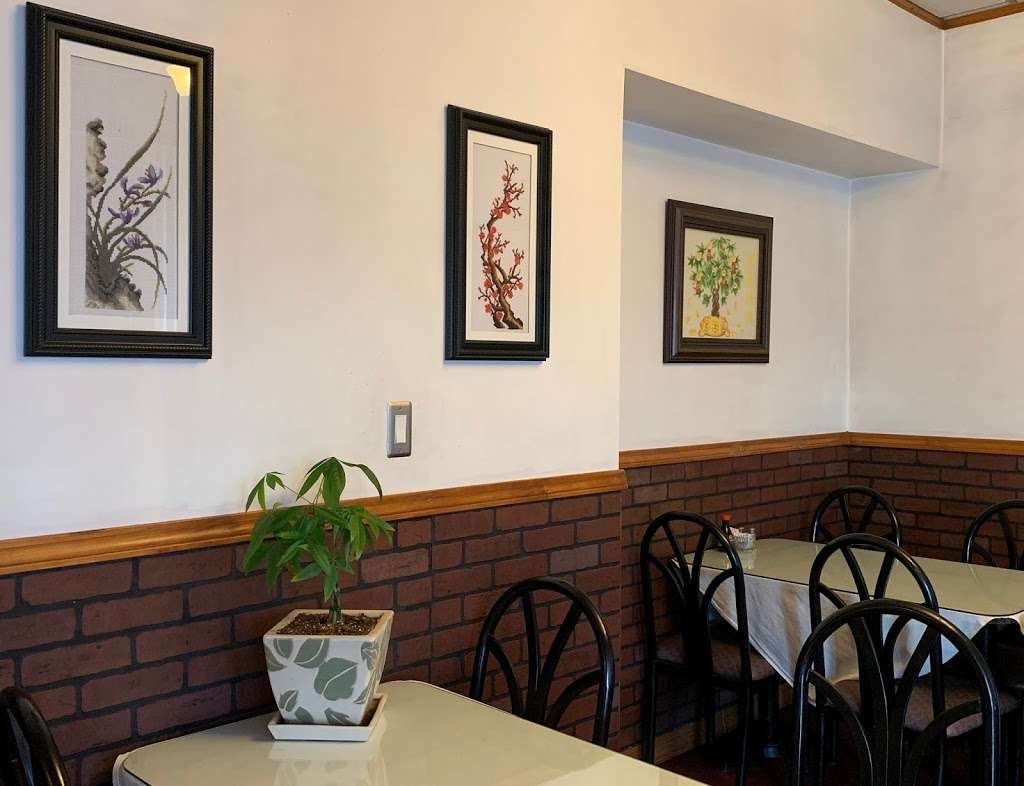 Uncle Wongs | 122 E Bluff St, Marseilles, IL 61341, USA | Phone: (815) 795-2618