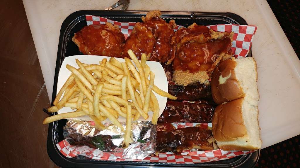 Chase Windy City BBQ Restaurant | 1502 W Manchester Ave, Los Angeles, CA 90047, USA | Phone: (323) 531-1683