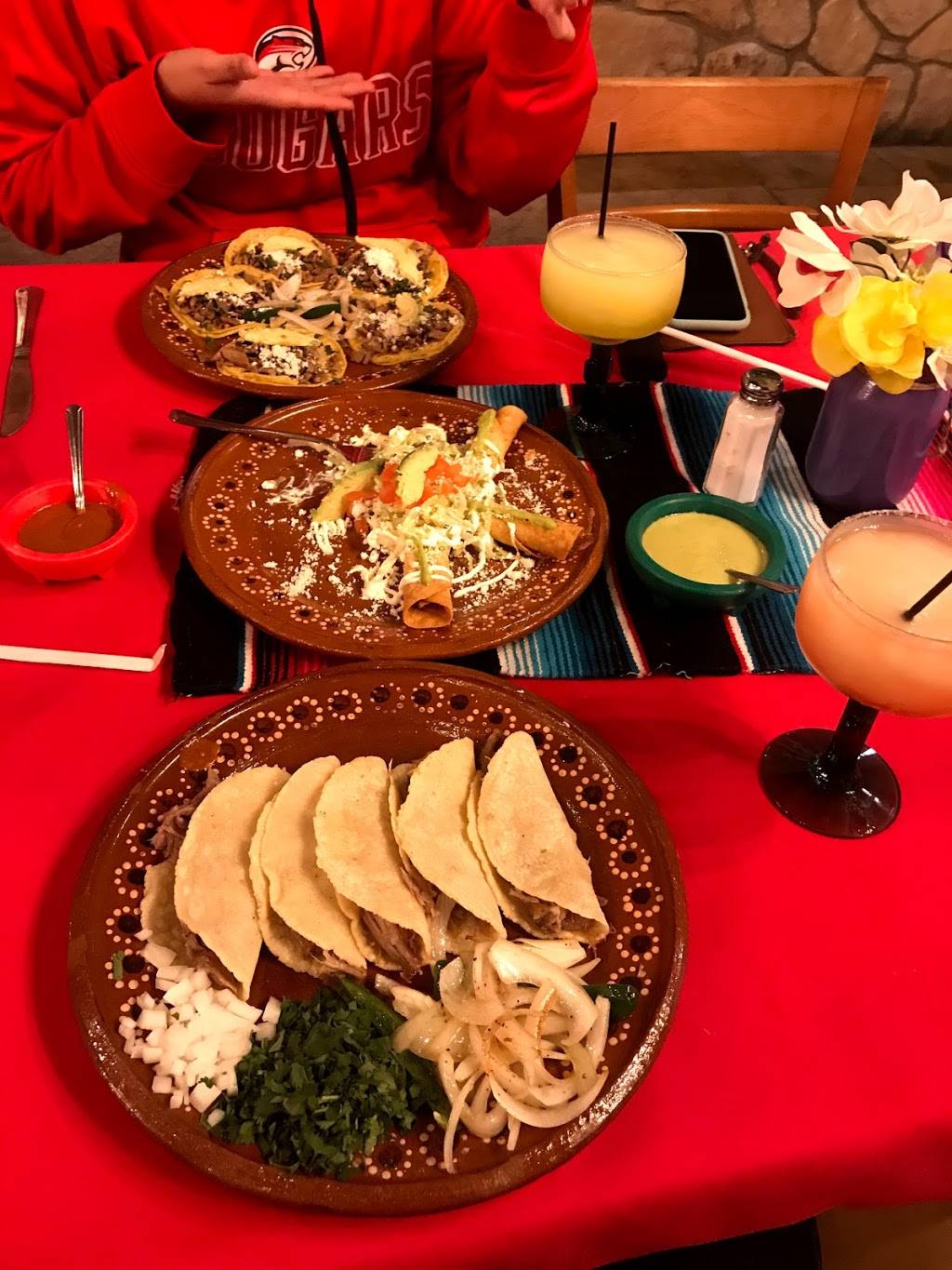 Yolox Mexican food | 2836 Fulton St, Houston, TX 77009, USA | Phone: (713) 485-5474