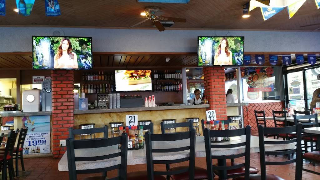 Mariscos El Puerto Escondido | 7421 Pacific Blvd, Huntington Park, CA 90255, USA | Phone: (323) 581-8948