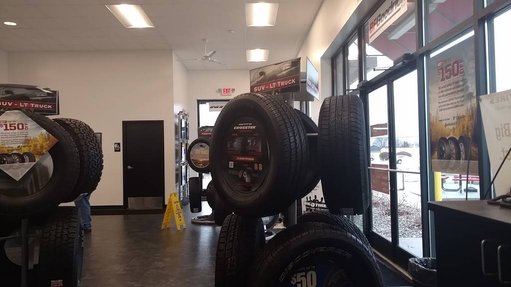 Big O Tires | 2550 Allison Ln, Jeffersonville, IN 47130, USA | Phone: (812) 282-2325