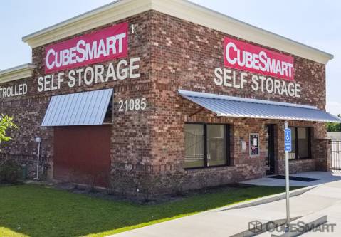 CubeSmart Self Storage | 21085 Old Scenic Hwy, Zachary, LA 70791, USA | Phone: (225) 570-2611