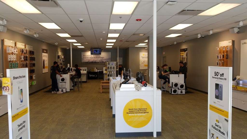 Sprint Store | 720 E Rand Rd, Arlington Heights, IL 60004 | Phone: (847) 870-1603