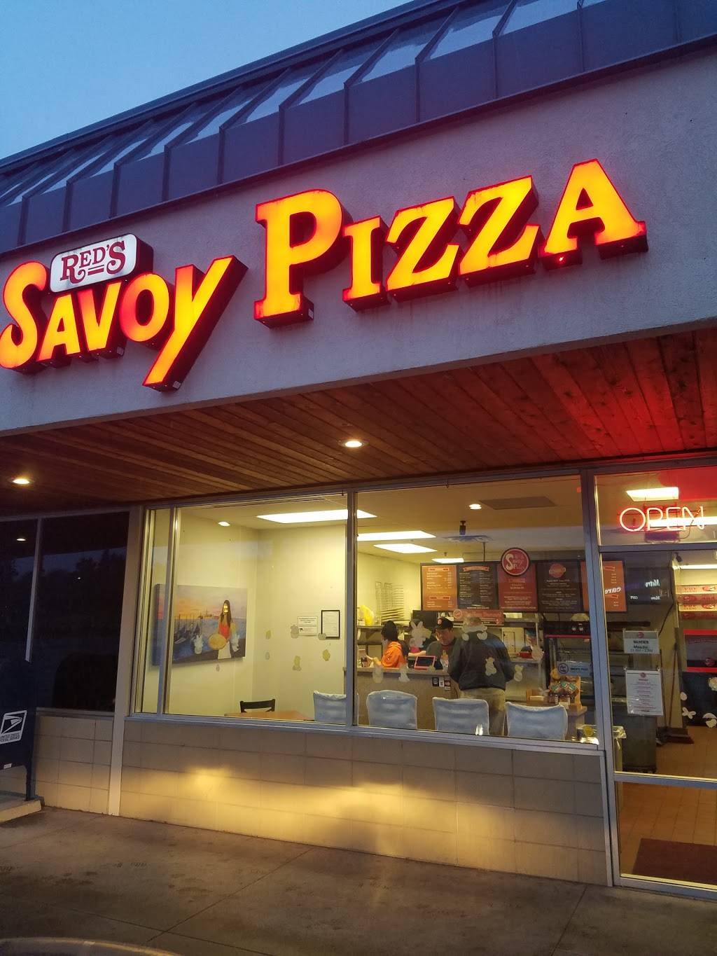 Reds Savoy Pizza | 1146 Co Rd E East, Vadnais Heights, MN 55110, USA | Phone: (651) 484-0506