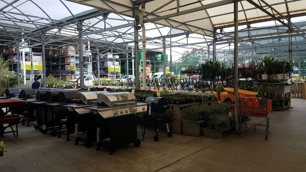 Garden Center at The Home Depot | 6800 W Sam Houston Pkwy, South, Houston, TX 77072 | Phone: (281) 498-6445