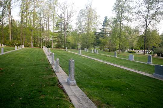 Forest Hills/Shalom Memorial Park | 25 Byberry Rd, Huntingdon Valley, PA 19006, USA | Phone: (215) 673-5800