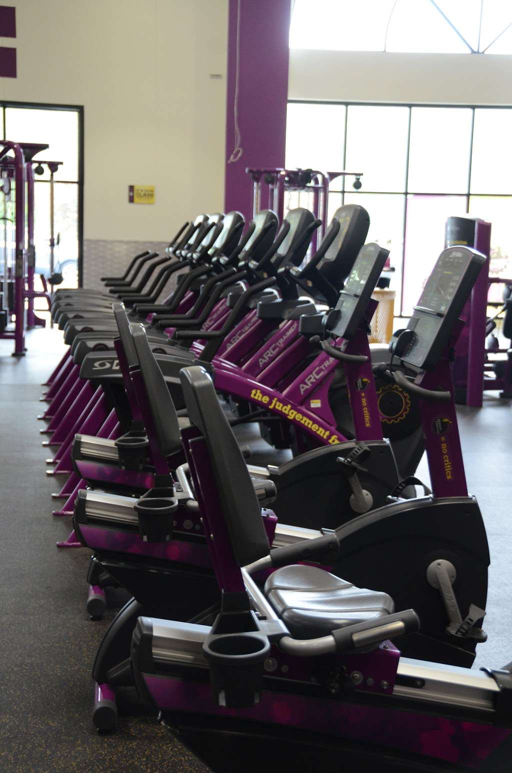 Planet Fitness | 1040 US-41, Schererville, IN 46375 | Phone: (219) 515-6973