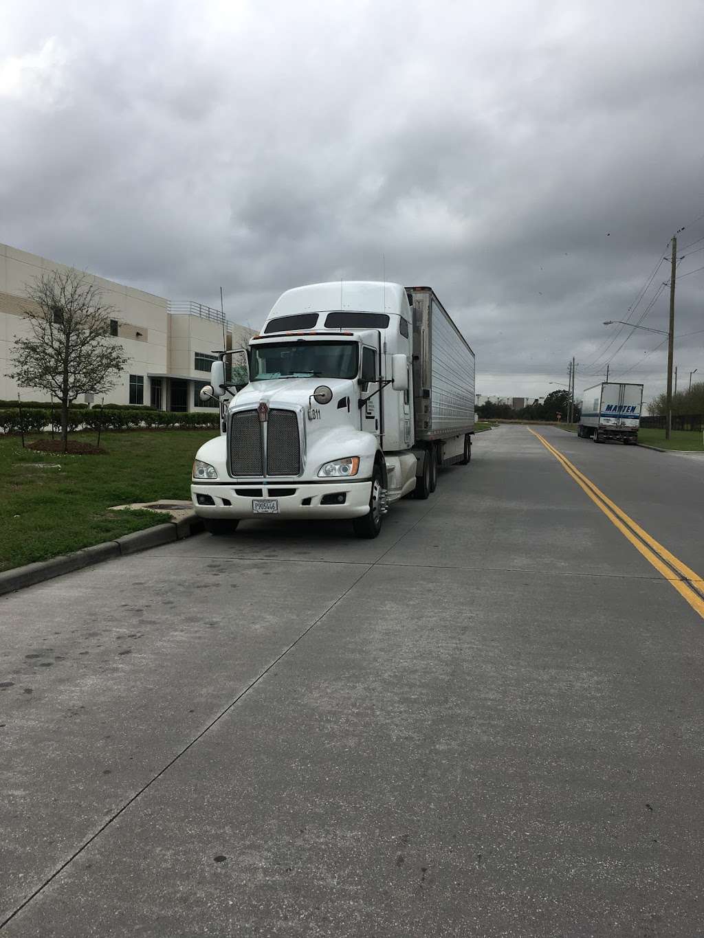 Blue Beacon Truck Wash of Dallas East, TX | 7312 Bonnie View Road, I-20, Exit 472, Dallas, TX 75241, USA | Phone: (972) 225-6758