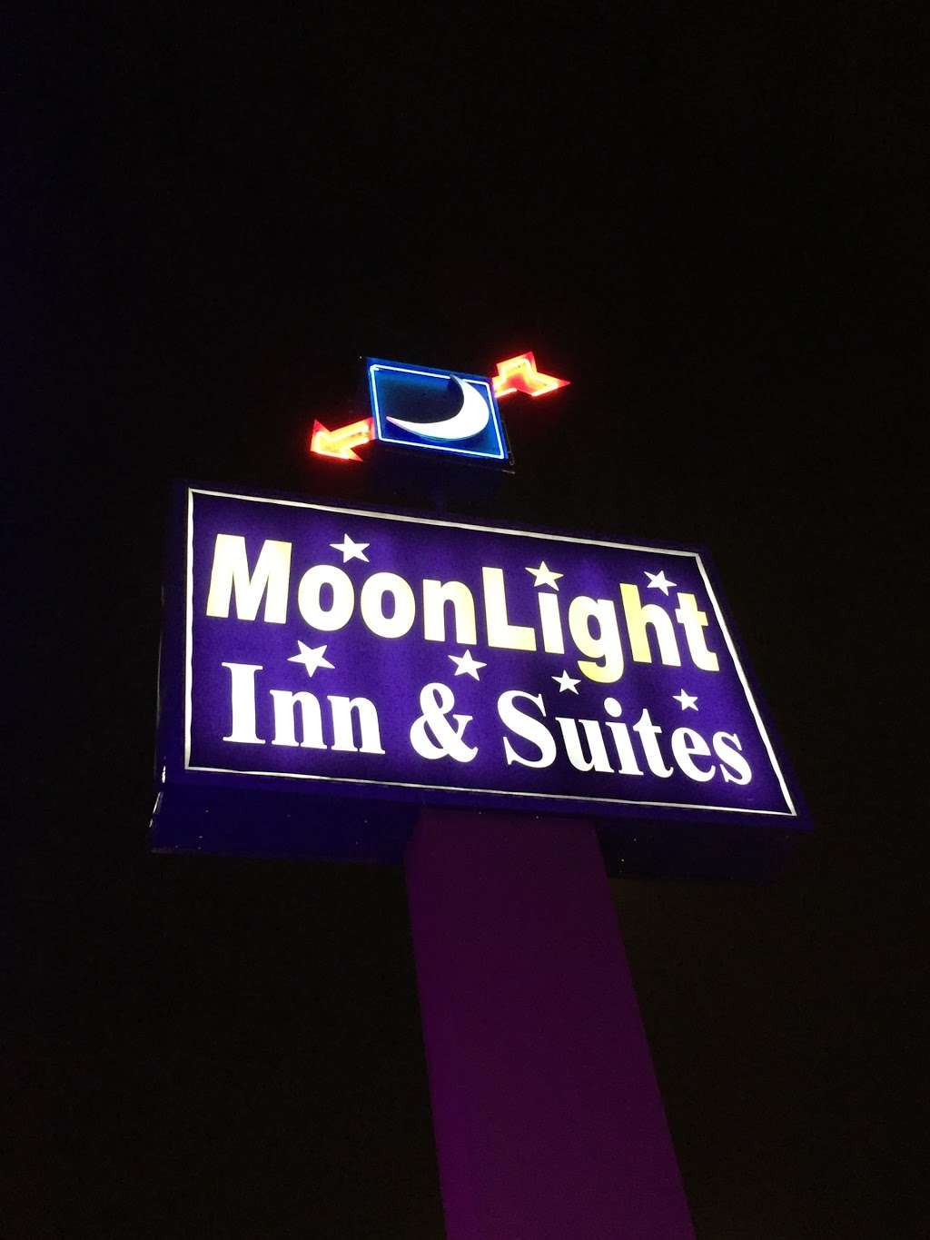 Moonlight Inn & Suites | 8228 Gulf Fwy, Houston, TX 77017, USA | Phone: (713) 645-2656