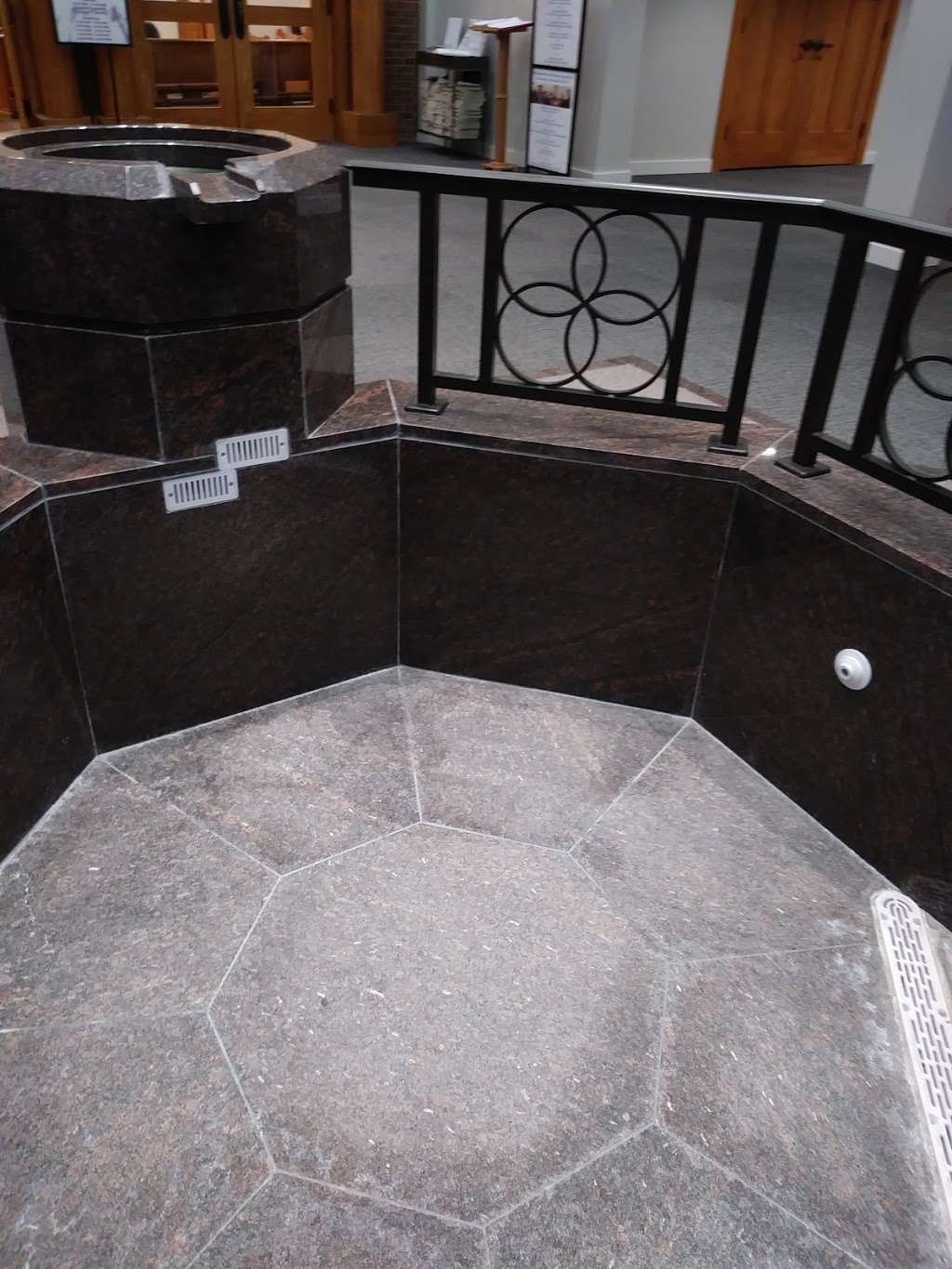 St. Monica Catholic Church | 6131 Michigan Rd, Indianapolis, IN 46228, USA | Phone: (317) 253-2193