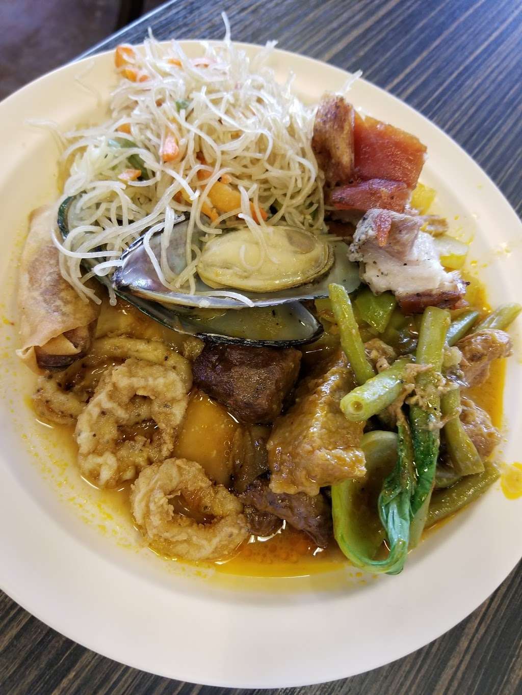TJ Filipino Cuisine | 1826 Country Pl Pkwy #102, Pearland, TX 77584 | Phone: (713) 436-5030