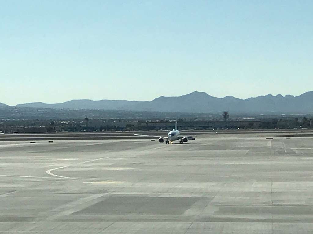 Terminal 3 Economy / Oversized Parking | Las Vegas, NV 89119 | Phone: (702) 261-4622