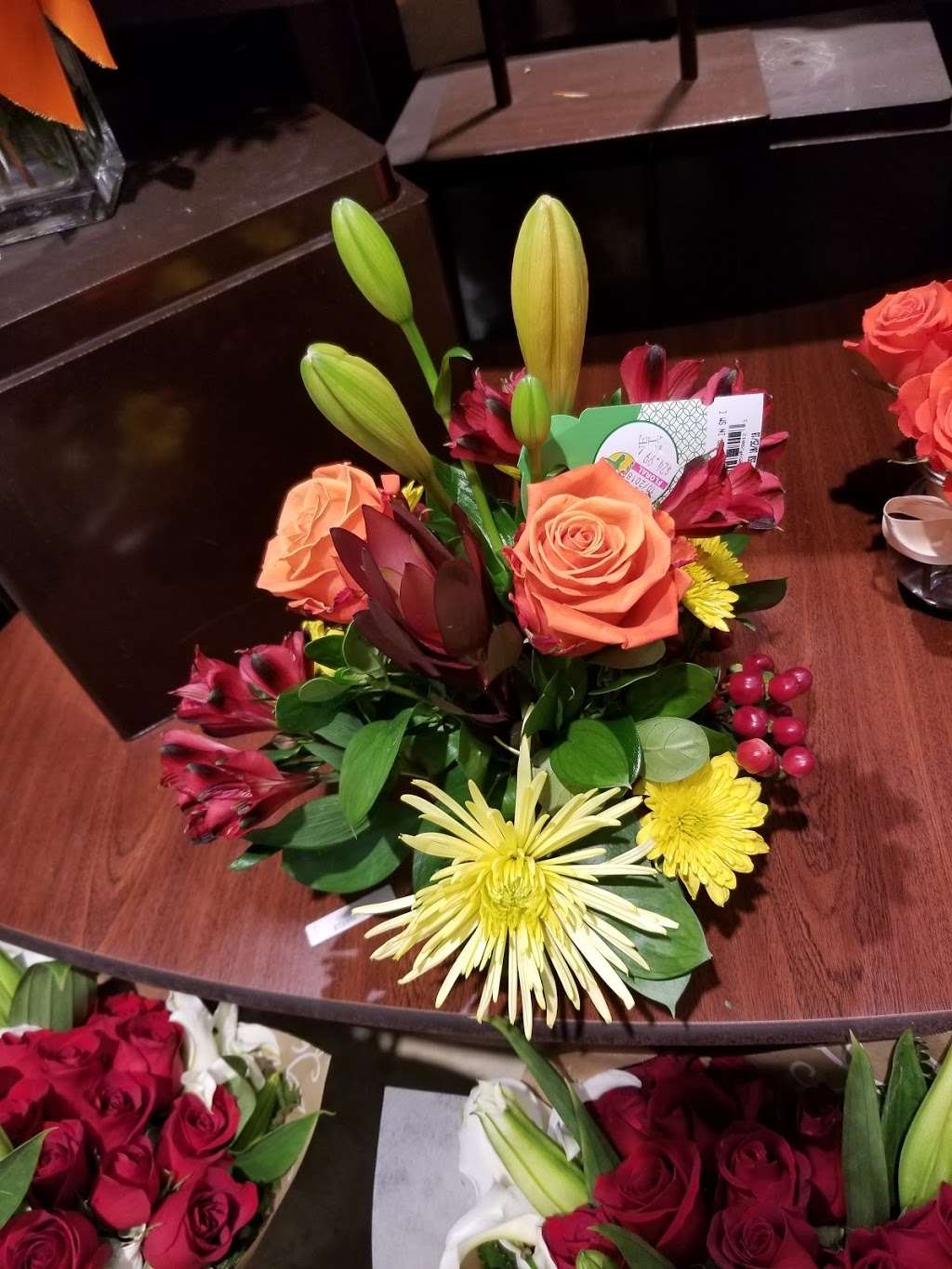 Safeway | 6130 Rose Hill Dr, Alexandria, VA 22310, USA | Phone: (703) 313-8800