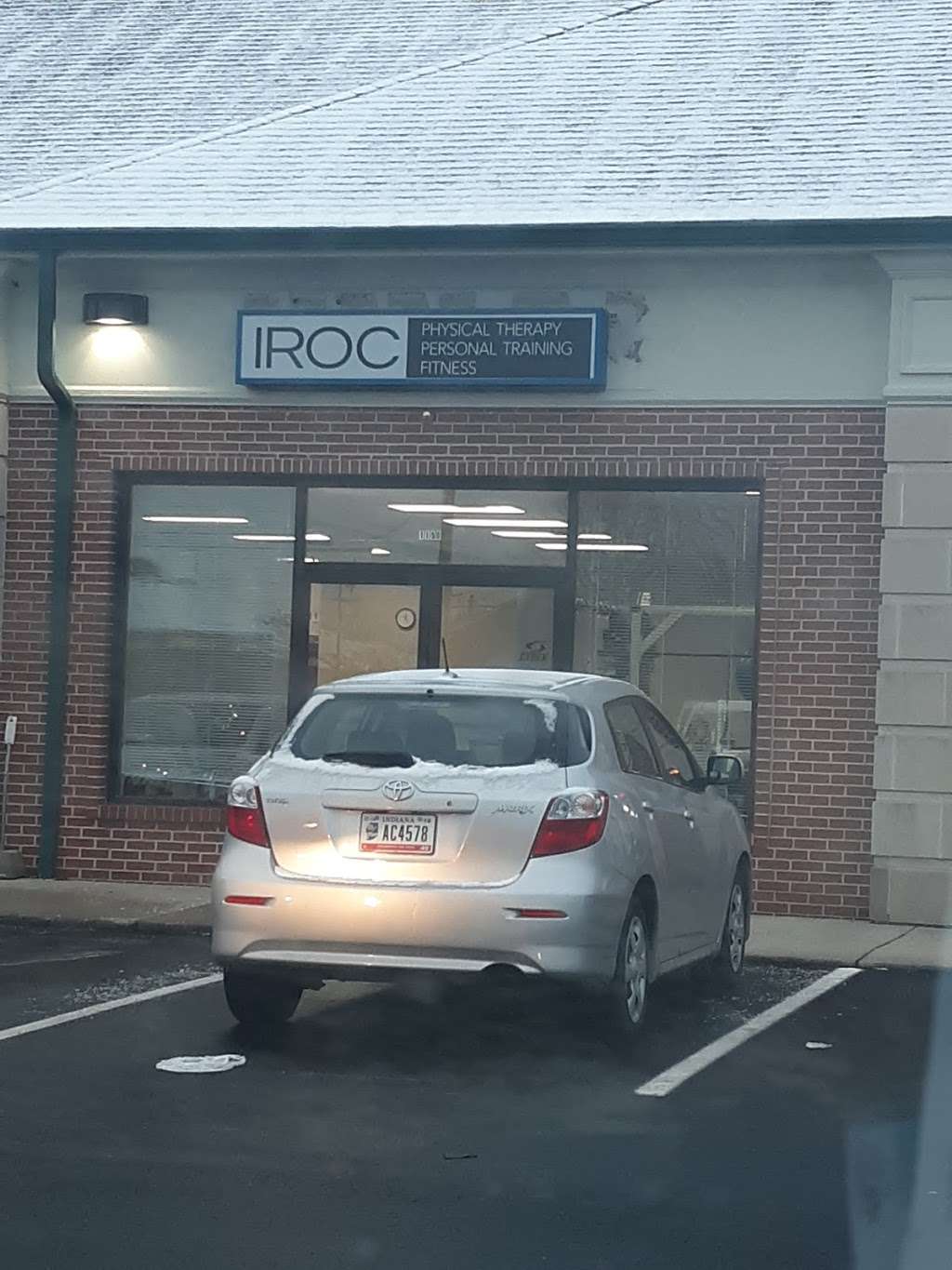 IROC Physical Therapy | 1150 W 86th St, Indianapolis, IN 46260, USA | Phone: (317) 688-7660