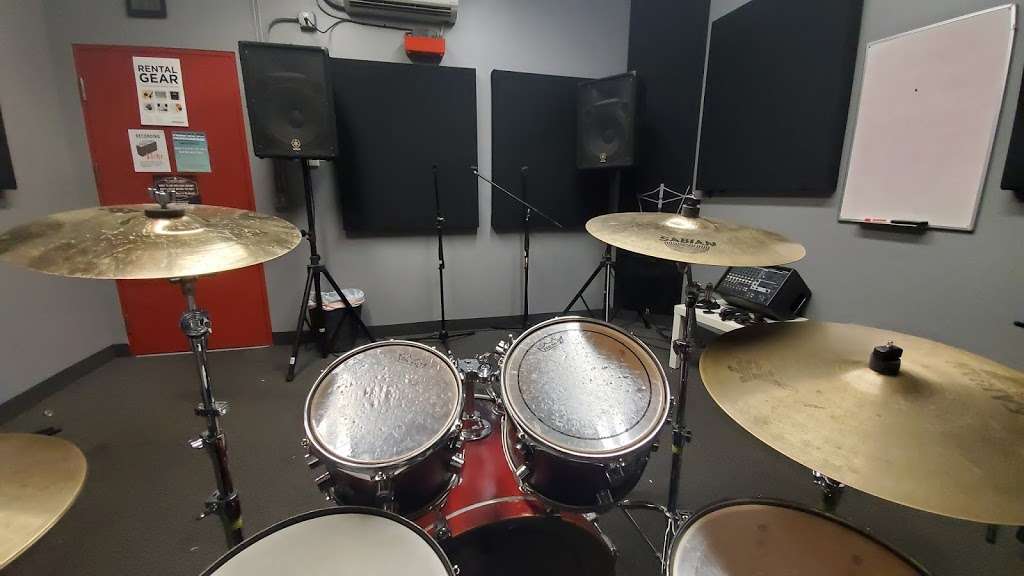 Hindsight Rehearsal Studios | 7063 Carroll Rd, San Diego, CA 92121, USA | Phone: (858) 552-8522