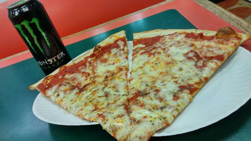 Catanzareti Pizza & Italian | 1 Cherry St, Lambertville, NJ 08530, USA | Phone: (609) 397-2992