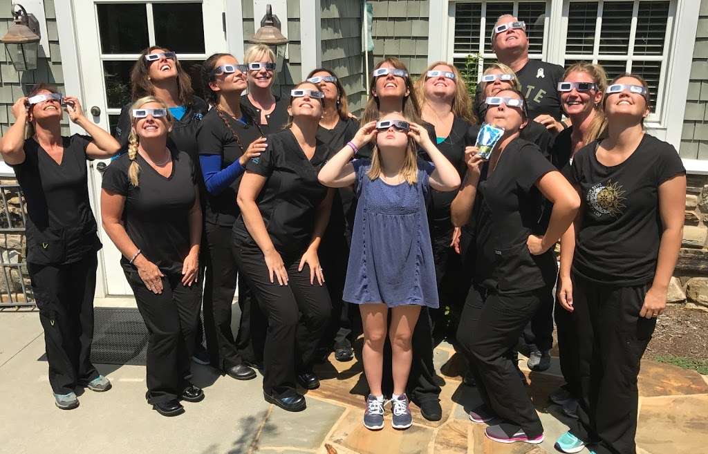 Crawford & Colvin Family and Cosmetic Dentistry | 16525 Birkdale Commons Pkwy, Huntersville, NC 28078, USA | Phone: (704) 895-5850