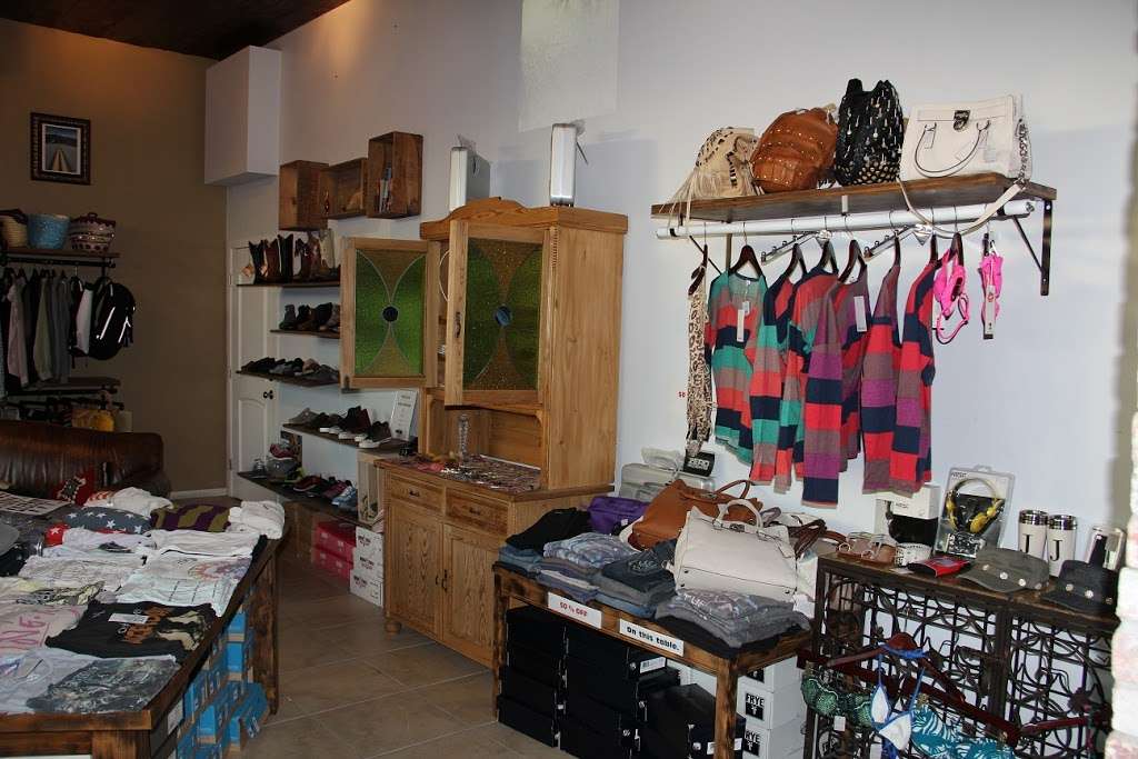 eighten | 810 Hermosa Ave, Hermosa Beach, CA 90254 | Phone: (310) 372-4184