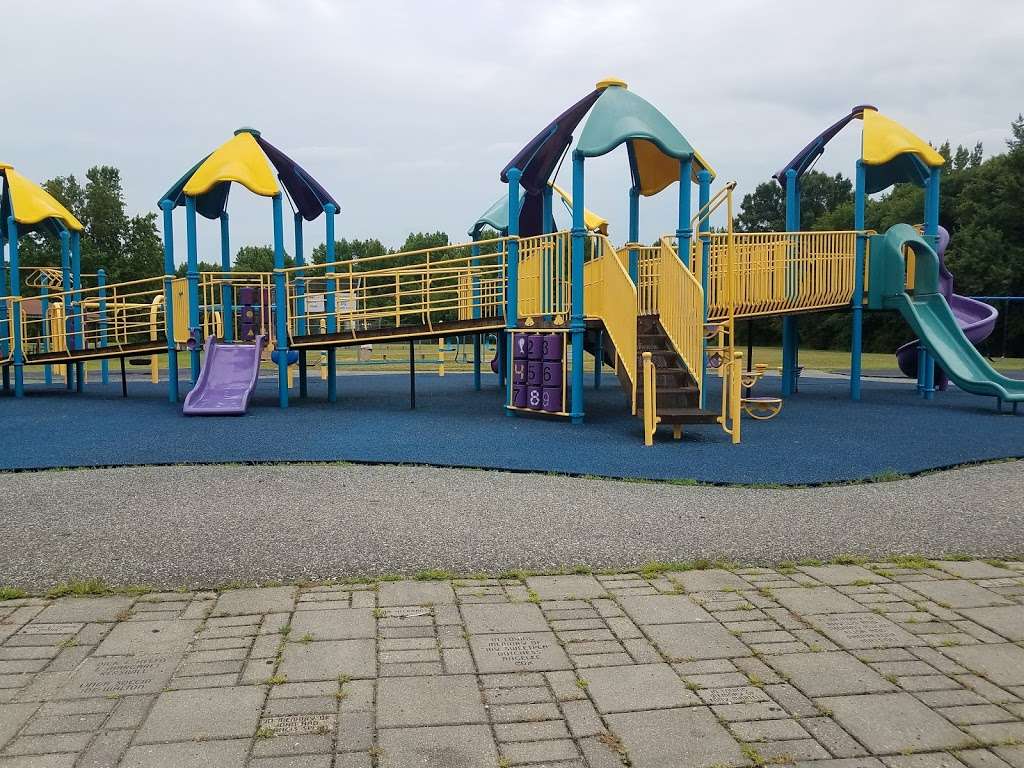 Carneys Point Recreational Park | 229 Penns Grove Auburn Rd, Pedricktown, NJ 08067, USA | Phone: (609) 254-0000