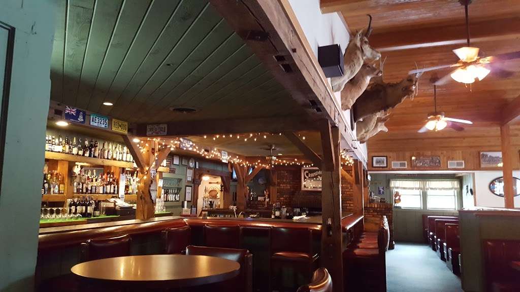 Crandalls Restaurant | 10441 IL-47, Hebron, IL 60034, USA | Phone: (815) 648-2609