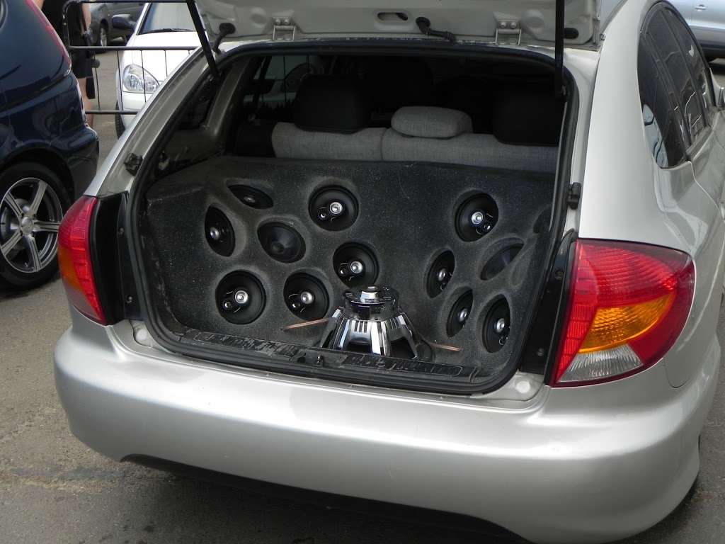 GC Audio & Tint | 810 W Pacific Coast Hwy, Wilmington, CA 90744, USA | Phone: (310) 661-1866