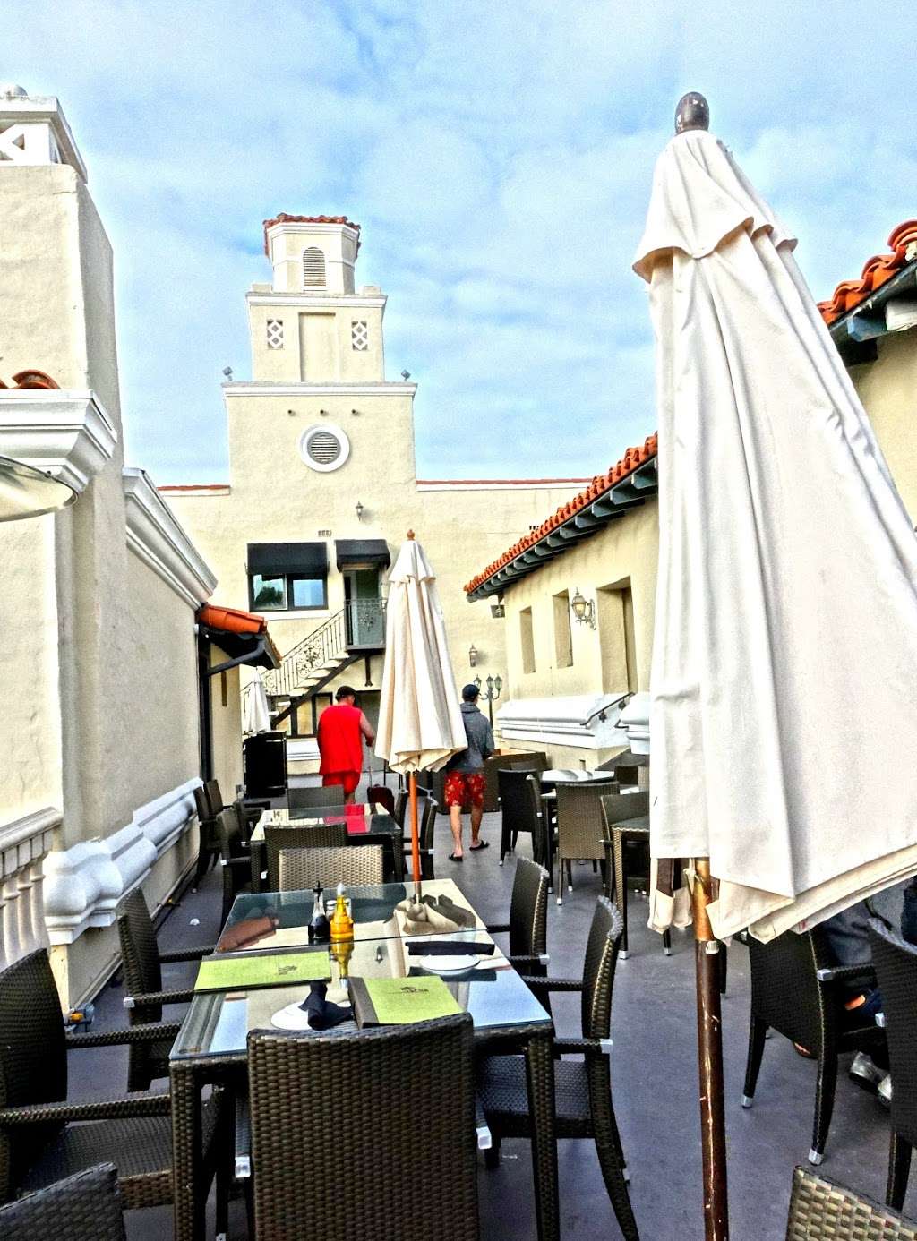 Balboa Inn | 105 Main St, Newport Beach, CA 92661, USA | Phone: (949) 675-6400