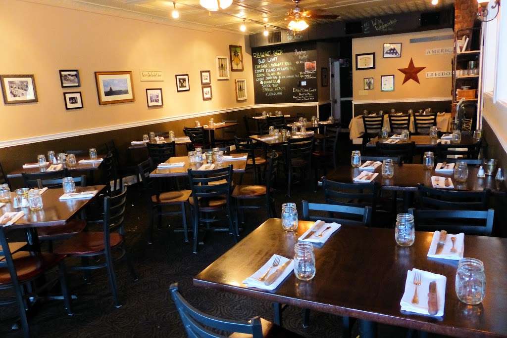 Quaker Hill Tavern | 61 Bedford Rd, Chappaqua, NY 10514 | Phone: (914) 238-6416