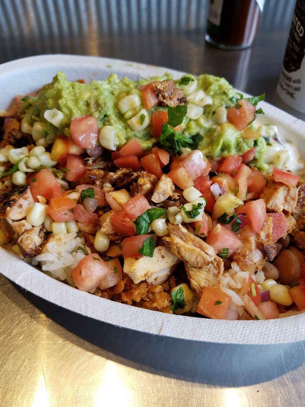 Chipotle Mexican Grill | 901 Broadhollow Rd, Farmingdale, NY 11735, USA | Phone: (631) 845-4598