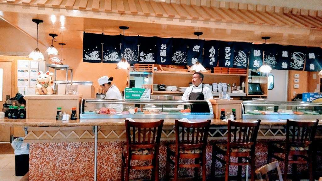Little Tokyo Japanese Restaurant | 6737 Fairmont Pkwy, Pasadena, TX 77505, USA | Phone: (281) 991-9400