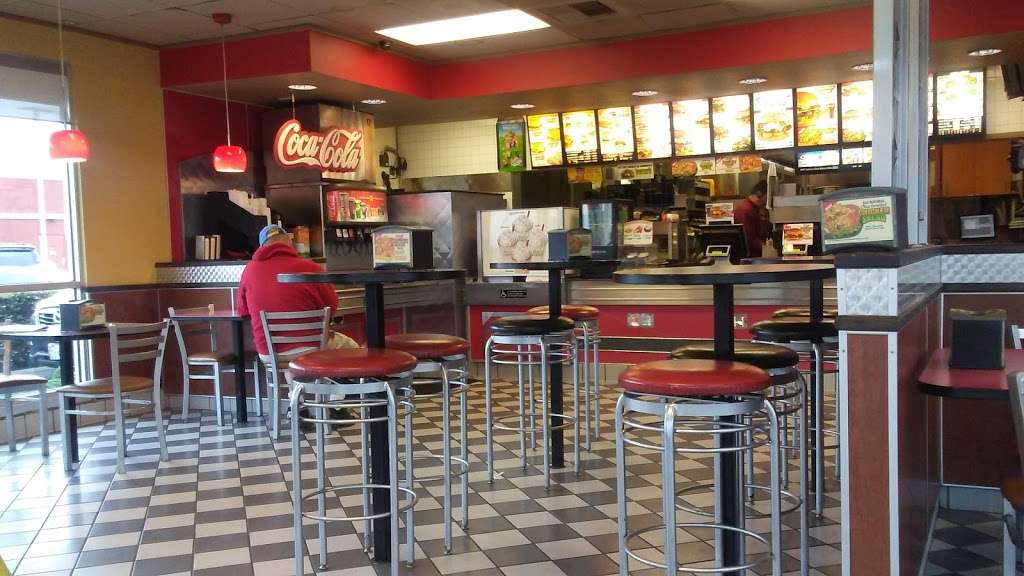 Carls Jr. | 18976 Brookhurst St, Fountain Valley, CA 92708, USA | Phone: (714) 965-0324