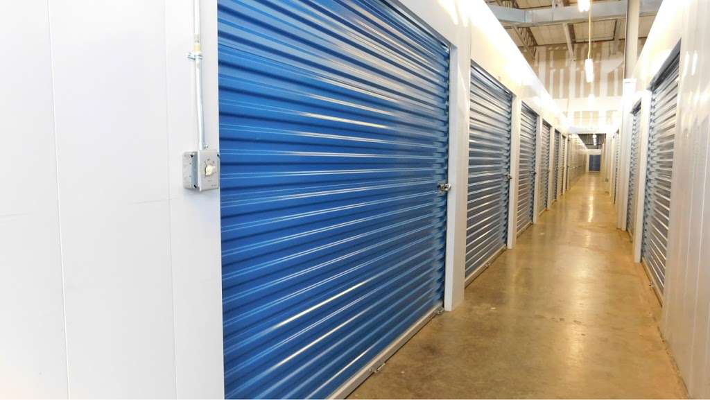 Air and Space Self Storage | 14560 Lee Rd, Chantilly, VA 20151 | Phone: (703) 466-0953