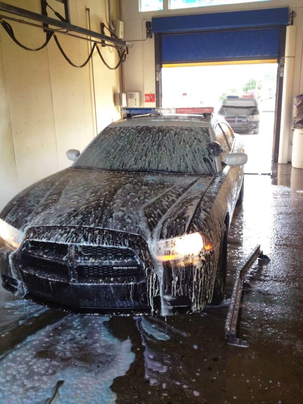 Waynesboro Water Works Car Wash | 324 W Main St, Waynesboro, PA 17268, USA | Phone: (717) 762-6677