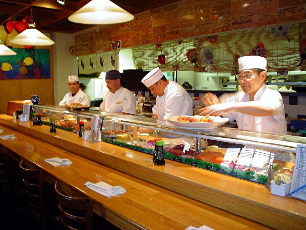 Ocean World Sushi | 1206 W 86th St, Indianapolis, IN 46260 | Phone: (317) 848-8901