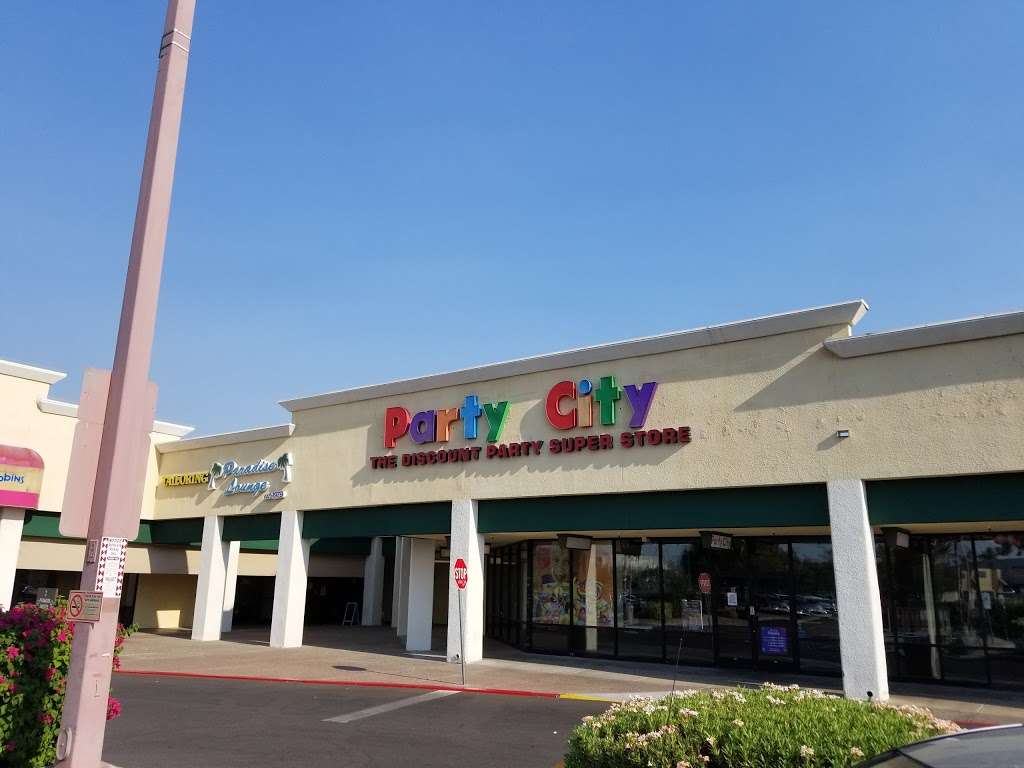 Party City | Village Square Center, 4533, E Cactus Rd, Phoenix, AZ 85032, USA | Phone: (602) 482-6709